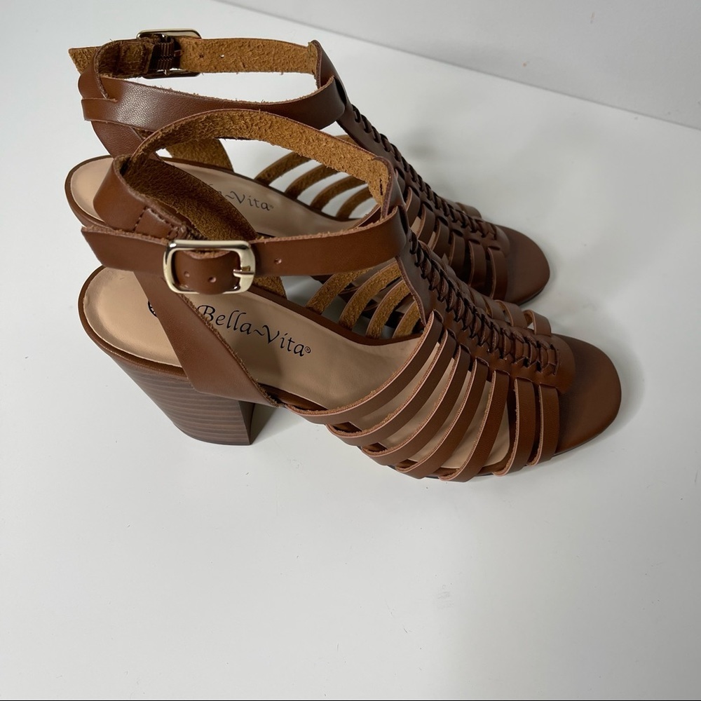 Bella Vita Women's Block Heel Sandal Heeled size 8